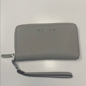 Michael Kors wristlet